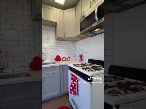LB0415 RUBS - Video 2 of 2