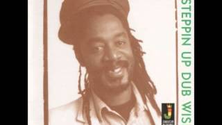 Barry Brown - Dub cant come