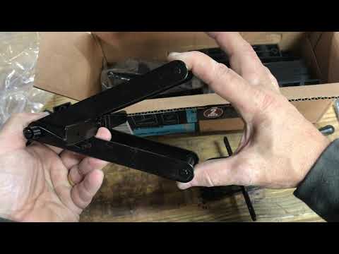 Unboxing Four Way Panel Clamps From Peachtree Woodworking Supply