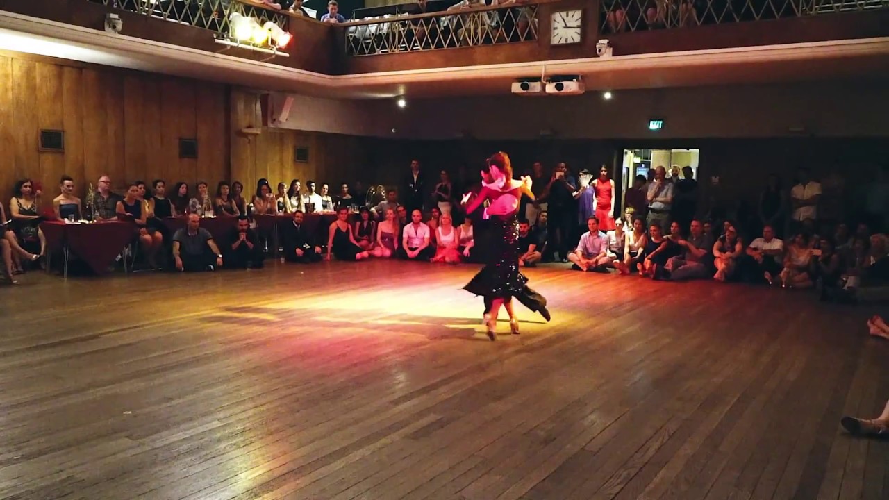 Video thumbnail for Kim y David Benitez (Nunca Tuvo Novio)