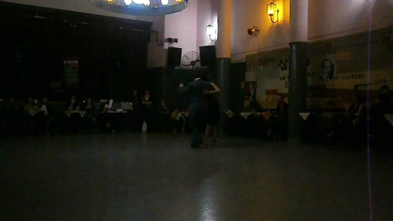 Natalia Puccioni y Carlos Estigarribia en el Motivo Tango, 3/9/12