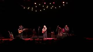 The Age of Miracles, Mary Chapin Carpenter, Wolftrap, 8/12/17