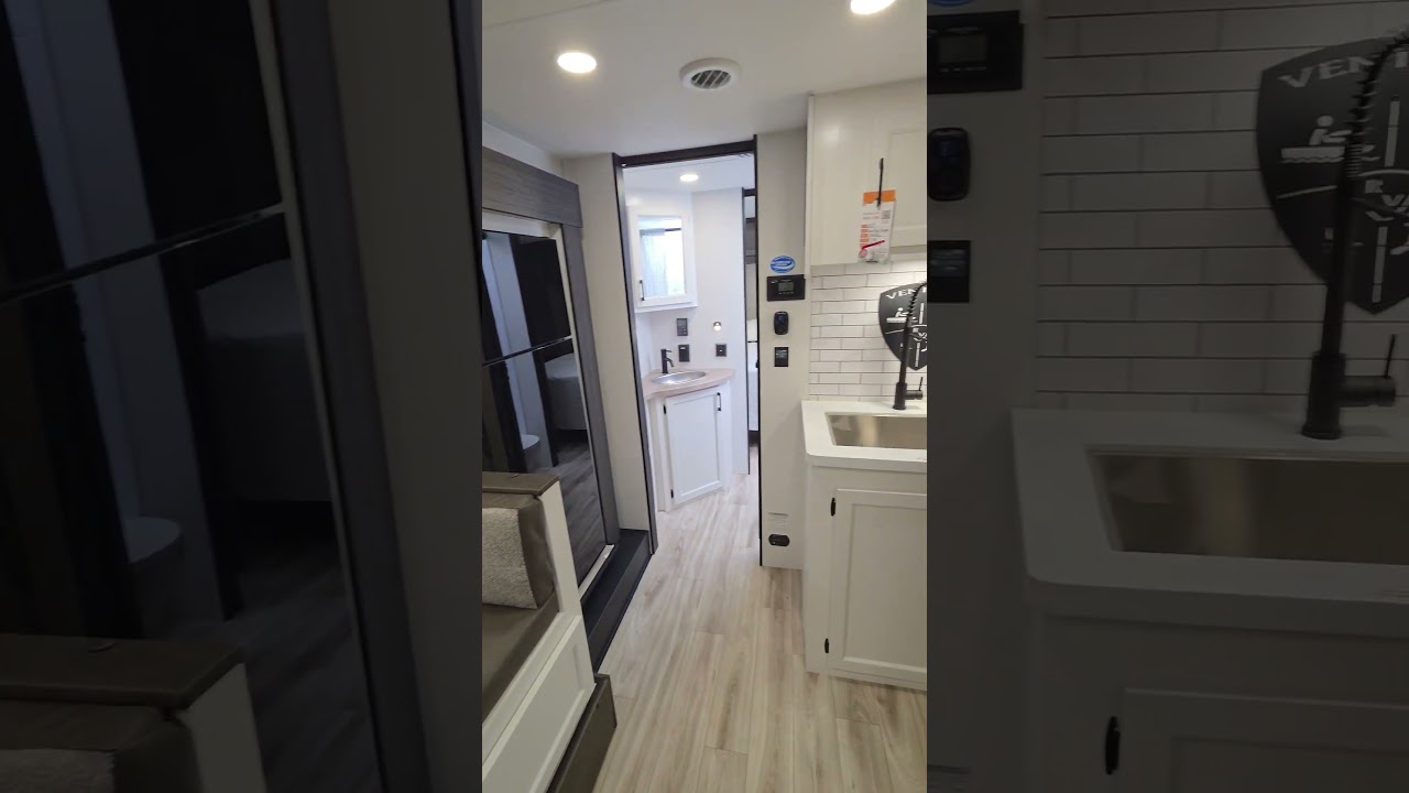 2027 Venture SportTrek Stinger 232VRL TRAVEL TRAILER