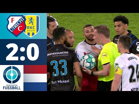 Abbruch abgewendet - Spieler beenden Partie in stillem Protest | FC Utrecht - RKC Waalwijk