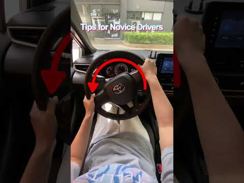 Turn the steering wheel in a push-pull manner, saving effort in driving#driving#tips#driverslicense