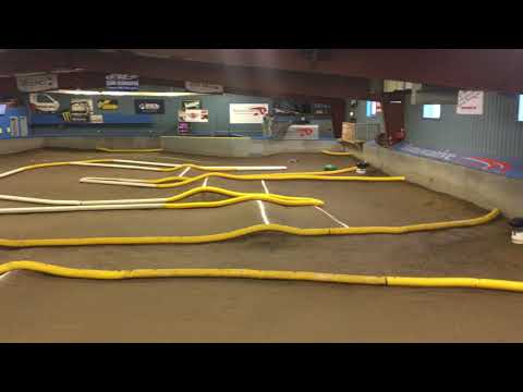 Team Associated B5M Lite Run @ Innovative Hobbies