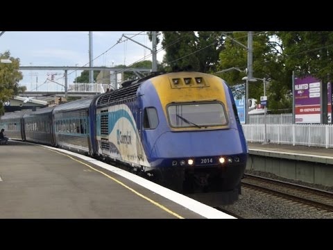 Australian Trains: North Strathfield Station - A busy 5 minutes