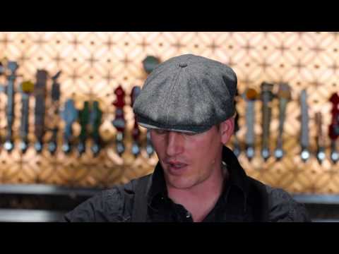 How to play Texas Hold'em With Zombies