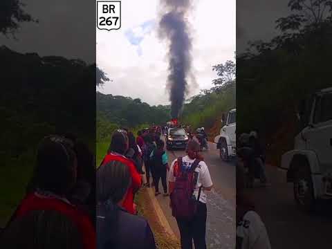 Ônibus teve inicio de incêndio na BR 267,entre Juiz de Fora e Matias Barbosa MG.