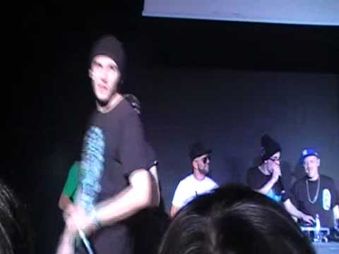 Emis Killa - Broken dolls , Non fa per me @schio (vi)