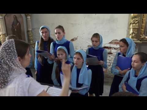 Детский хор в Преображенском храме. Видео 3