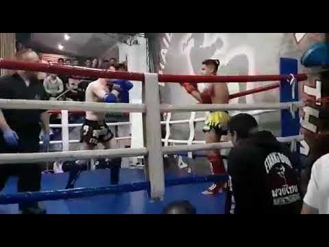 Andrés Segovia.. muay thai semi-pro