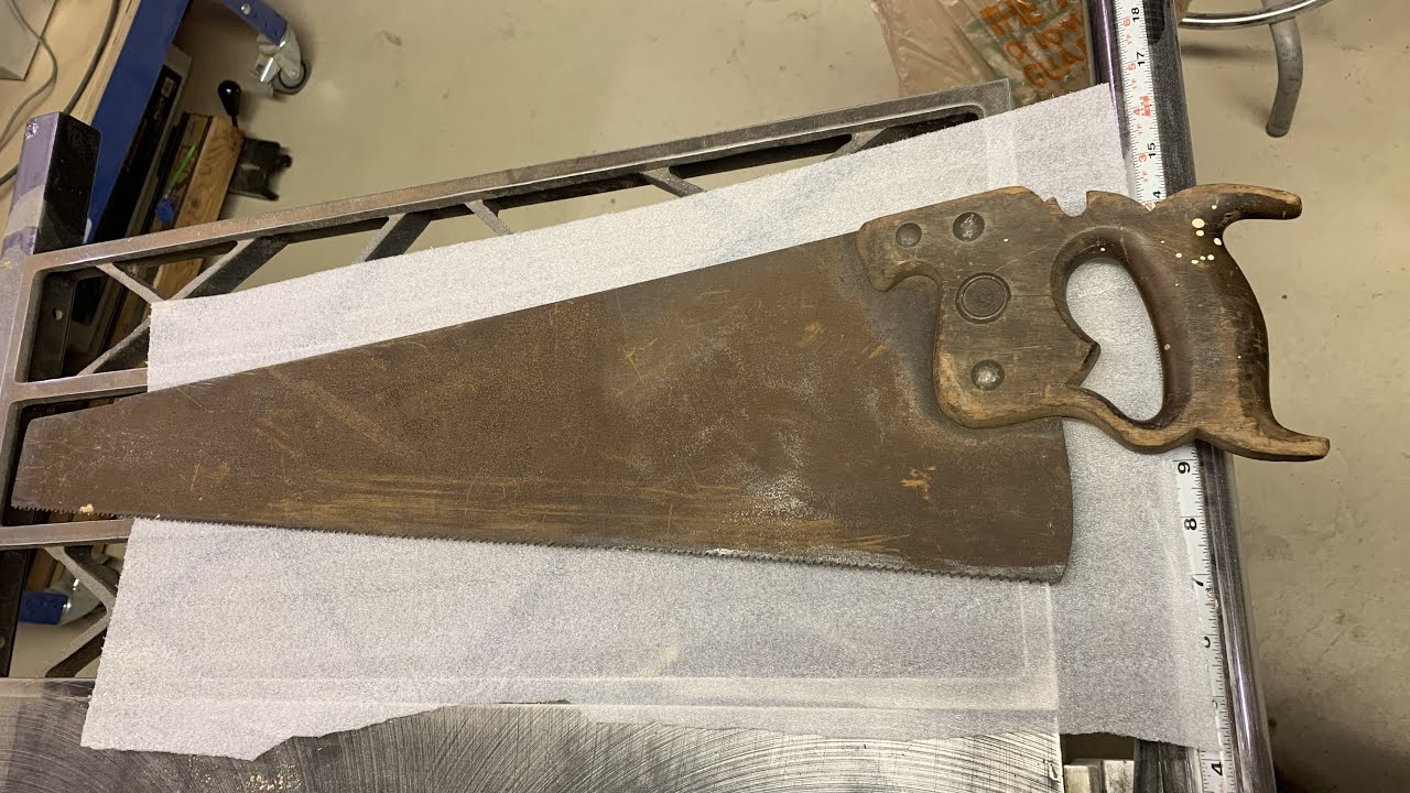 Old Rusty Hand Saw Restoration