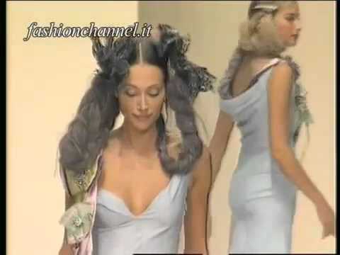 Irene Pfeifer @ John Galliano Pret-a-porter Spring/Summer 1994 in Paris