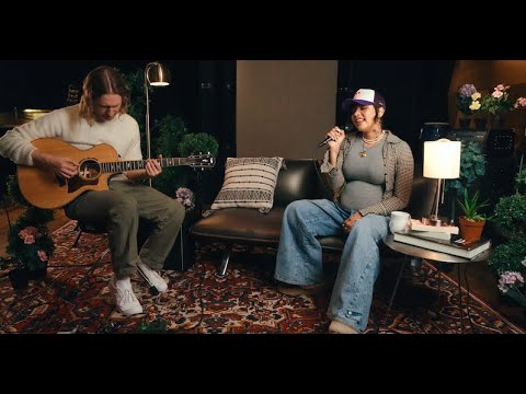 Raiche - Hello Darlin (Live In Studio)