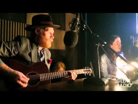 Silent Sessions #4 - Jarrod Dickenson "In The Meantime"