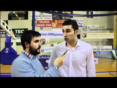 Gandia Bàsquet VS Lan Mobel ISB entrenador del Lan Mobel ISB