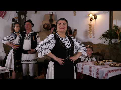 VOICHITA NAGHI   Sus in dealul Mociului