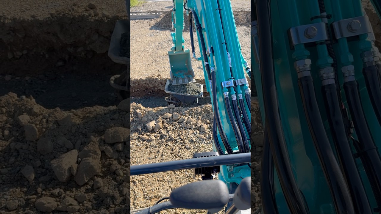 ずっと力仕事してればこんな事もする#ユンボ #北斗の拳