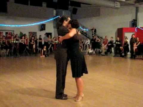  Melina Sedó  and  Detlef Engel  are  dancing  to  the  tango  "  Sinsabor  "