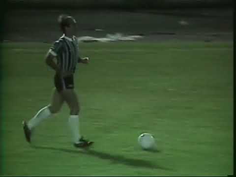 Brasileiro 1981. Semifinal. Jogo 1. Grêmio 3 x 2 Ponte Preta