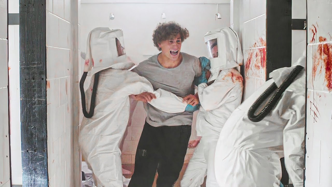 No futuro um virus mata 99,9% dos homens, e os últimos sobreviventes são caçados pelas mulheres!