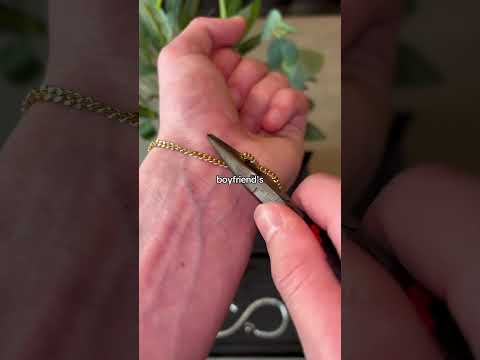 They are there in case you decide to cheat 😏 #fyp #viralvideo