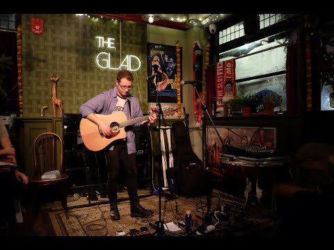 Joe G - Worth The Pain? [Live at The Glad]