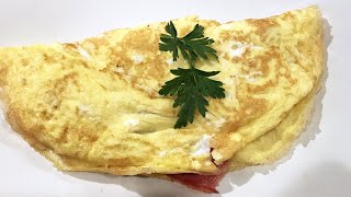 Frachelli’s Omelette | Mushroom, Pancetta, Mozzarella w/ a Diner-Style Fold