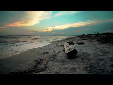 Panasonic GH4 Laowa 7.5mm f2 Zhiyun Crane v2 v-log vfr 72fps Sunset