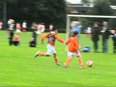 Alblasserdam E3 - Oranje Wit E12  uitslag 0 - 8   17-09-2011.wmv