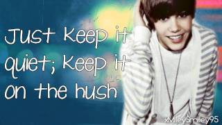 Justin Bieber - Kiss and Tell (with lyrics)