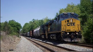The Low Ditchlight CM44AC #7276 Leads Manifest M407 through North Ashland, VA | 04.27.25