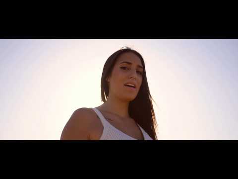 Estela Trujillo - Siento Que Muero (Official Video)