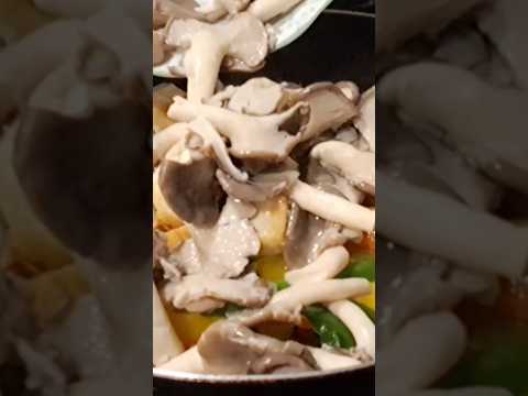 Everyday Hong Kong cuisine / stir-fried oyster mushrooms and tofu #shorts #hongkong cuisine