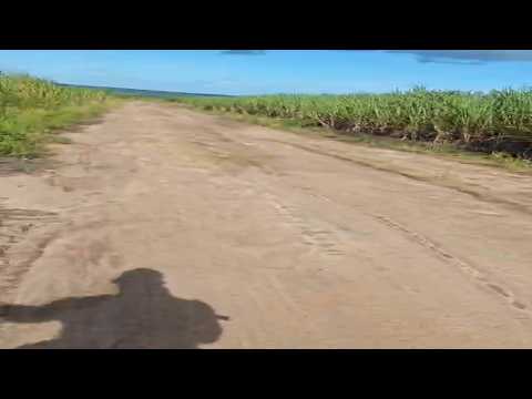 ANDANDO DE BICICLETA ENTRANDO DENTRO DO CANAVIAL ITAPISSUMA PERNAMBUCO