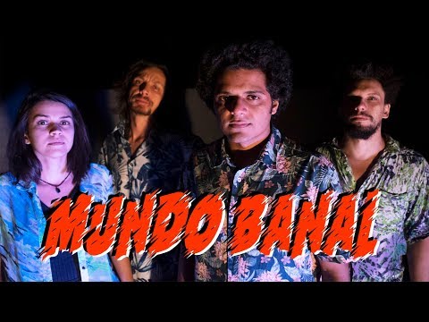 Montanas Trio - Mundo Banal (Videoclipe)