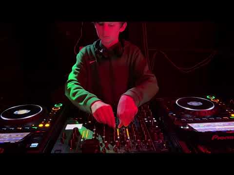 Zac Harris live DJ set at BlackBox Newcastle V10 Mixer CDJ3000s thumbnail