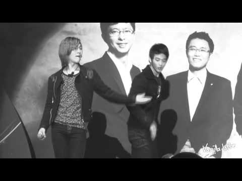 [Fancam] Onew and Minho High-Five 101120