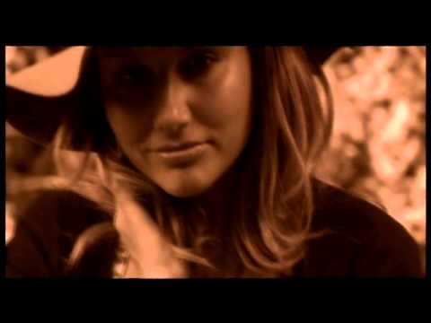 Deniz Seki - Bu Şehre Sonbahar Geldi