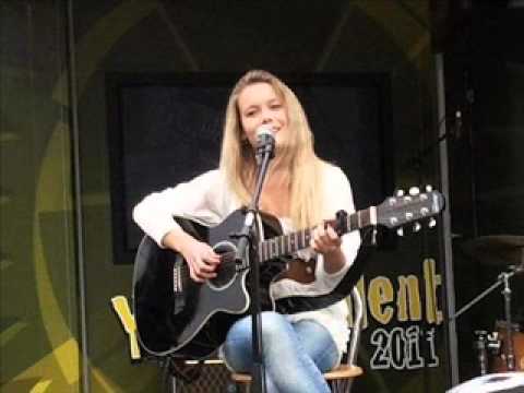 Amalie Hamborgstrøm - Perfect Picture (Bietto Cover Remix)