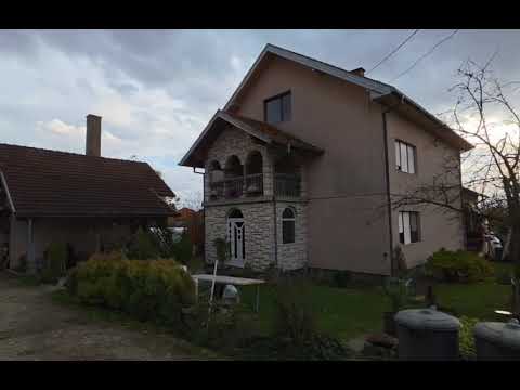 Ekipa "Avaza" ispred porodične kuće Aldine: Svi u nevjerici, ne mogu da se pomire da je više nema