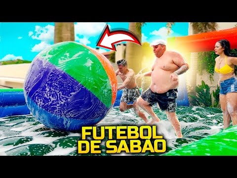 FUTEBOL DE SABÃO MENINOS VS MENINAS