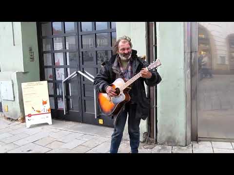 2010 Drnová chajda - Olomouc, pouliční zpěvák Tonda