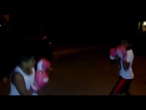 Otra pelea mas de box.." Cholito vs wampi"