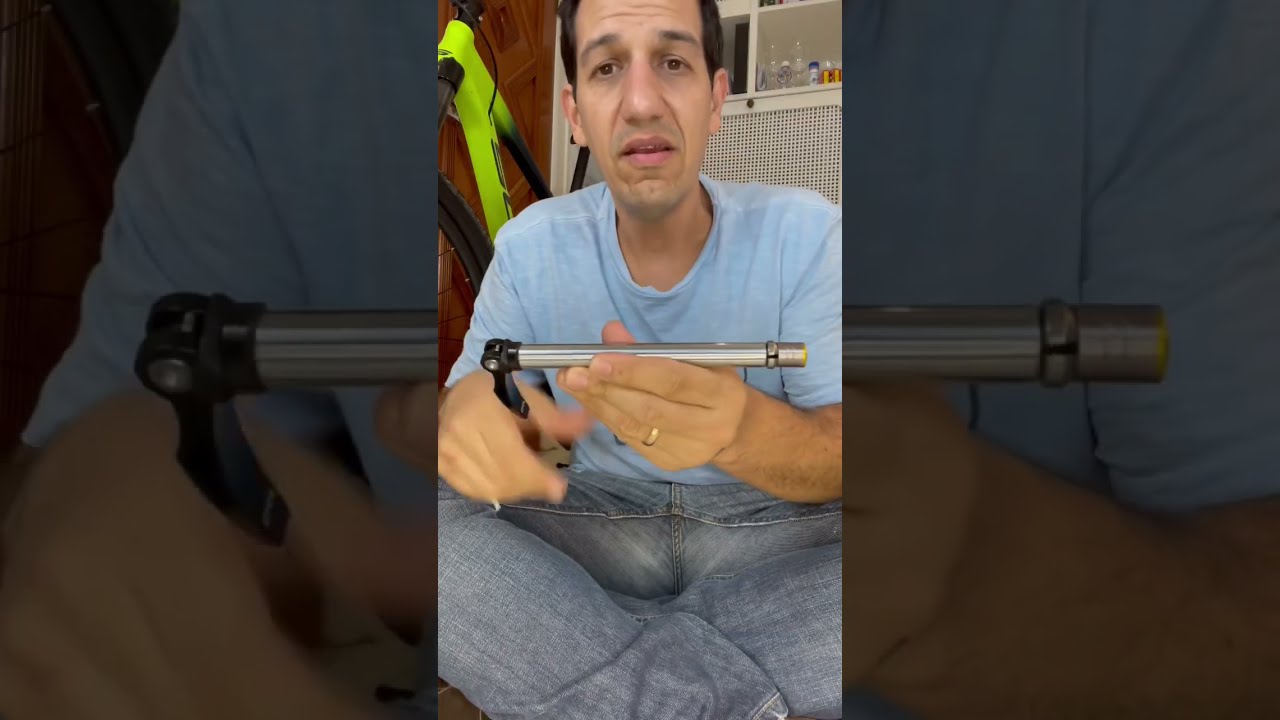 Watch Now Como soltar o eixo da suspensão Sr Suntour XCR 32 a ar. Como soltar o eixo da suspensão Sr Suntour XCR 32 a ar.