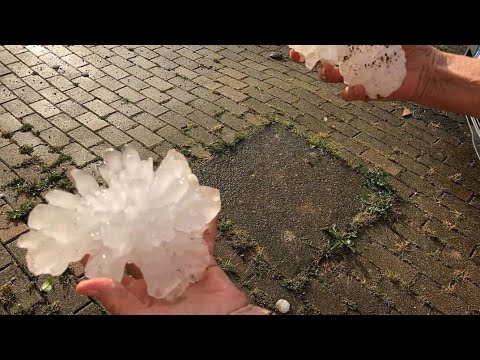 In Italien fallen die größten Hagelkörner in der Geschichte Europas mit einem Durchmesser von 15 cm