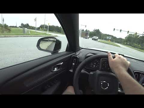 2022 Volvo XC40 T5 R-Design P.O.V Review