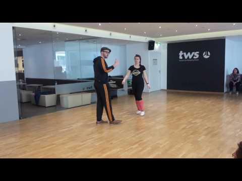 Boogie woogie 6 count basics with Florian and Veronika.