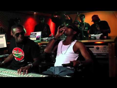 Flesh N Bone- How I Roll Up  (Blaze of Glory Album)